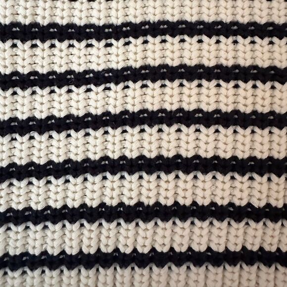 Tommy Hilfiger Cropped Sweater Cream Cable Knit Blue Striped Nautical Size M - Picture 5 of 10